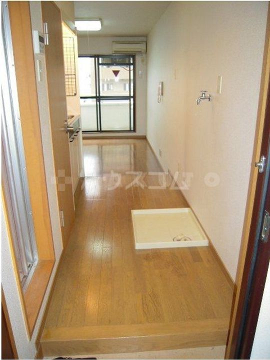 アーバンレイ12の玄関