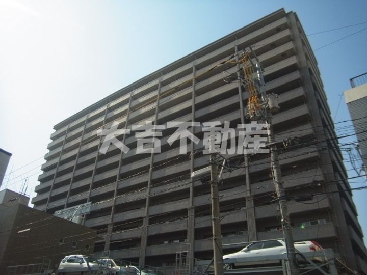 フローレンス中山下グランドアークの外観