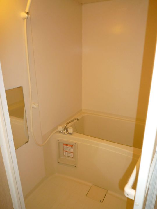 レオパレスアスンシオンの風呂