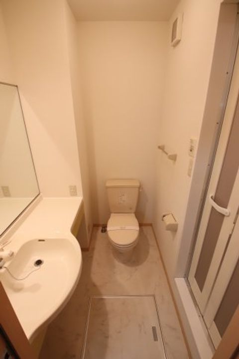 ヴェルドミールIの内装