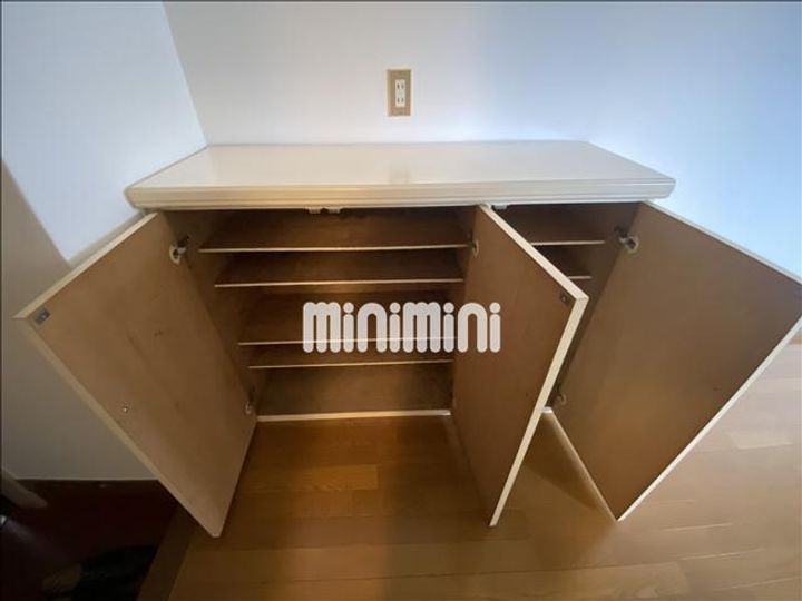 ラフォーレ白山の玄関