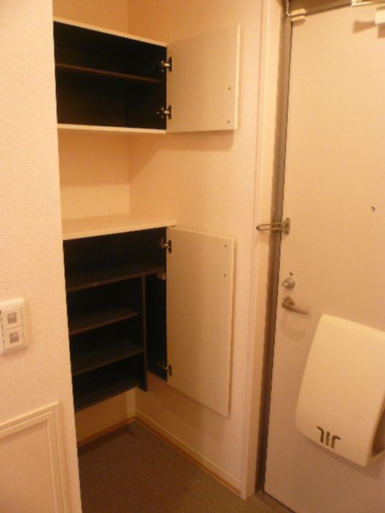 広島県福山市千田町3(アパート)の賃貸物件の玄関