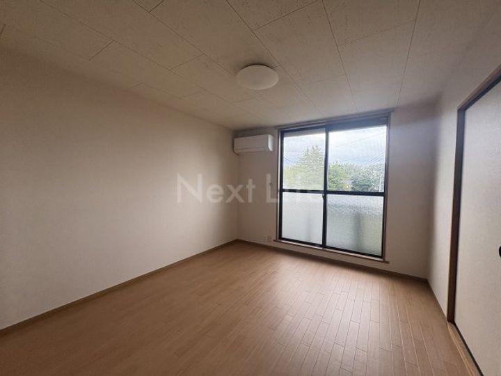 神奈川県大和市深見台3(アパート)の賃貸物件の居間