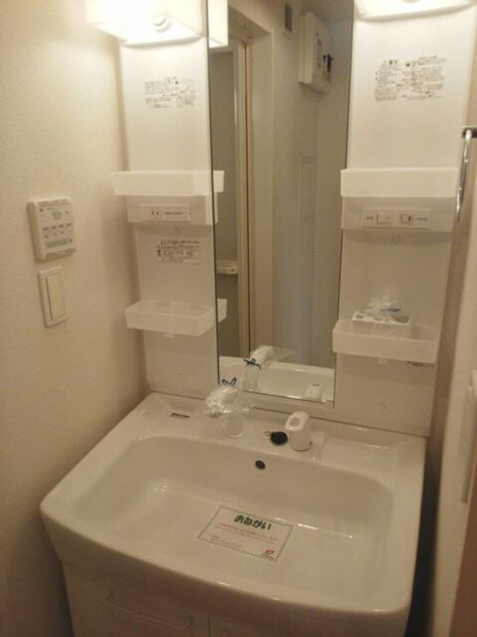 サニーハウス・ヴィオラ IIの内装