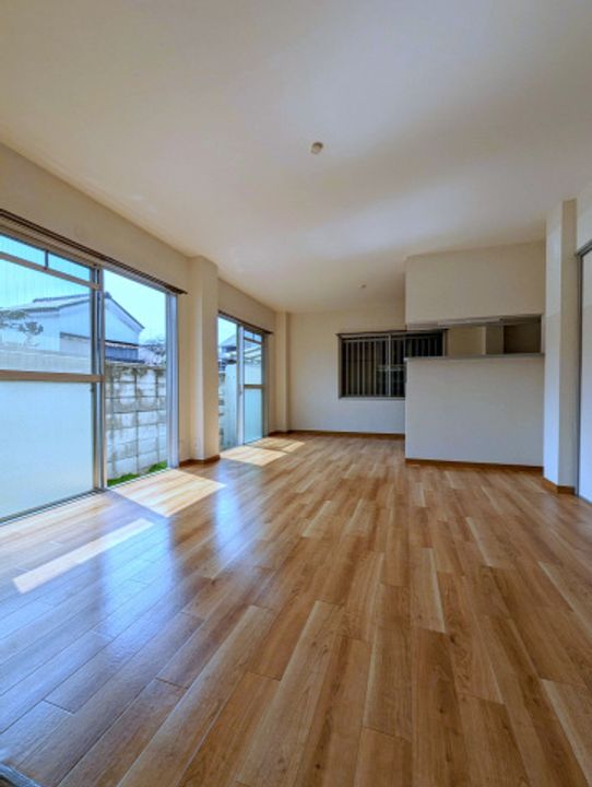 福井マンションの居間