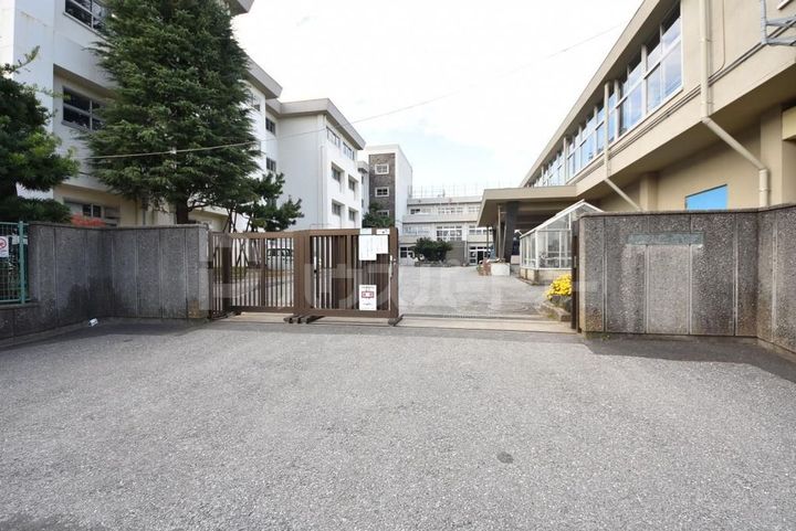 スガノマンションの周辺