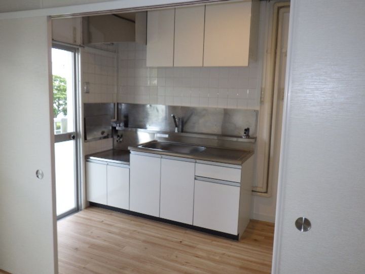 UR下大利のキッチン