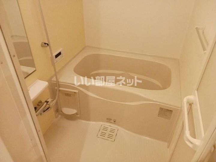 サンシャイン西浦Aの風呂