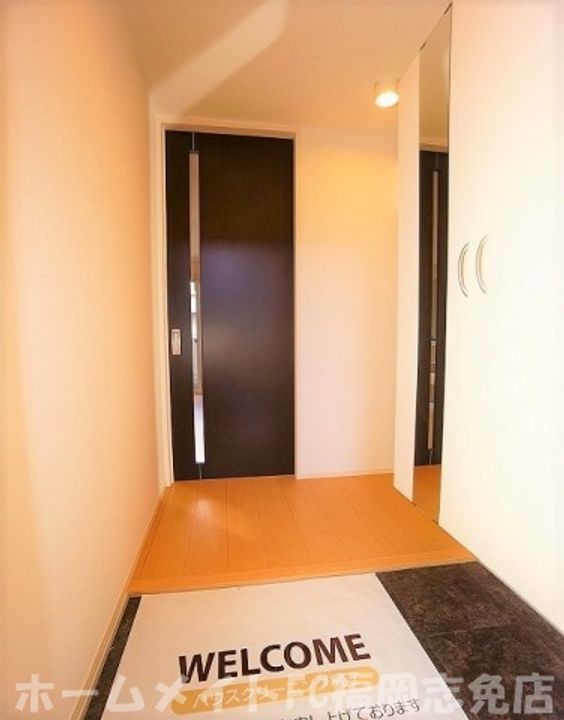 福岡県糟屋郡粕屋町大字内橋(アパート)の賃貸物件の玄関