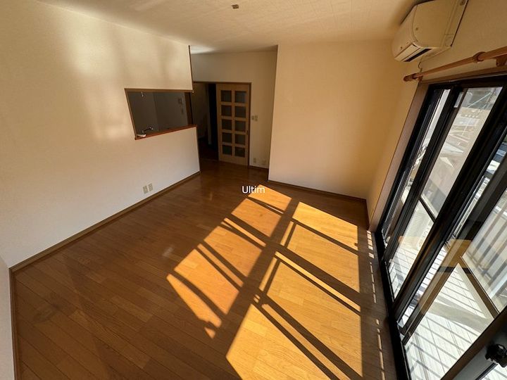 京都府宇治市南陵町2(一戸建)の賃貸物件の居間