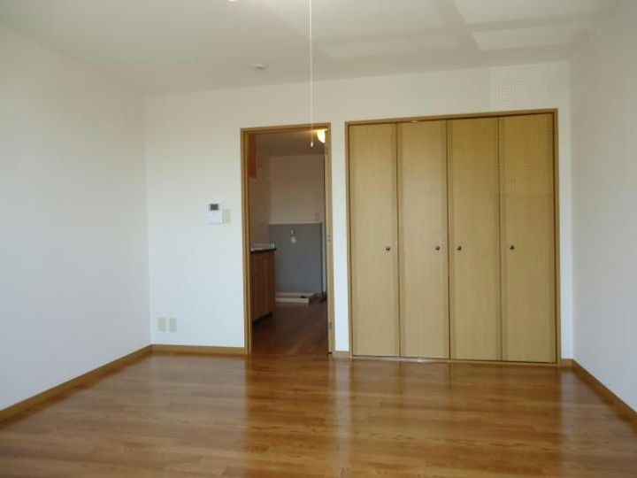 アークハイツAの居間