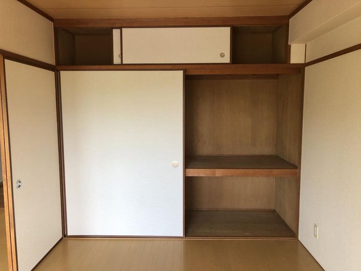 スカイハイツ上戸町の内装