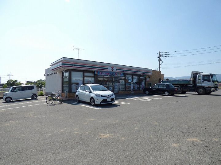 プリムラ 参番館の周辺