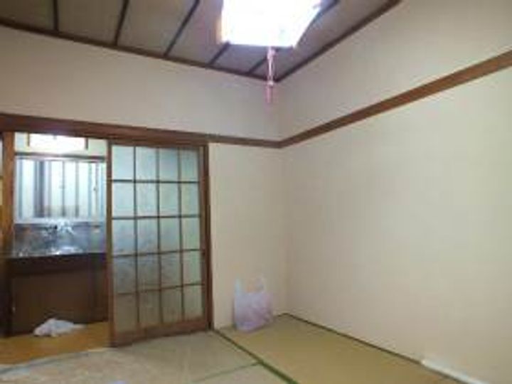 光荘の居間