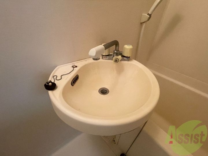 バーシティハウス泉Aの内装