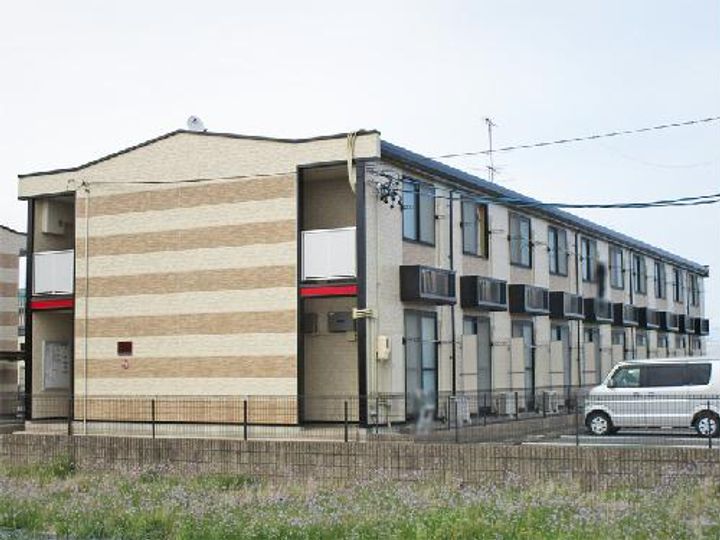 レオパレスET 静波IIの外観