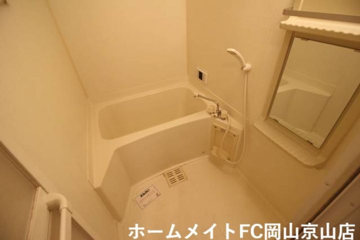 岡山県瀬戸内市邑久町下笠加(アパート)の賃貸物件の風呂