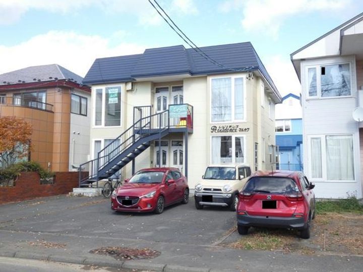 レジデンスマルカワの外観