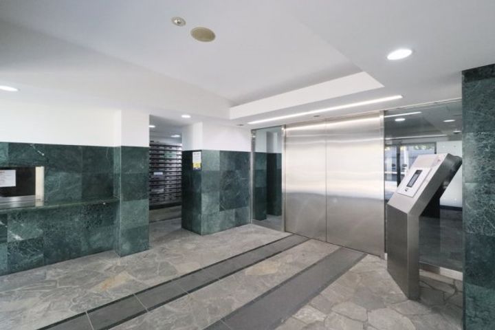 東京都港区海岸3(マンション)の賃貸物件の地図