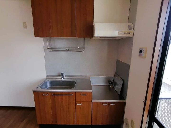 ヴィラパルクウカイ A棟のキッチン