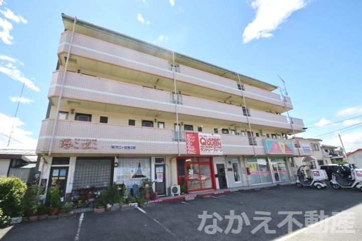 徳島県小松島市中田町字奥林(マンション)の賃貸物件の外観