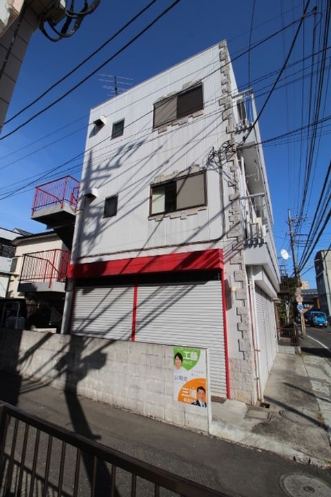 プラド鷺沼の外観