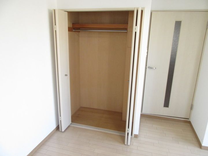 フェアリーコート歌島橋の内装