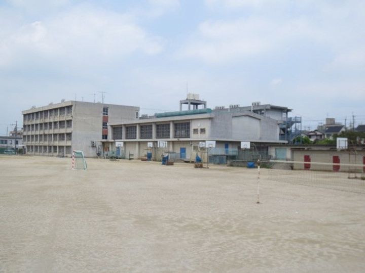 フォンテーヌNの周辺