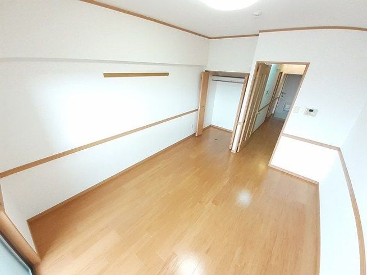 クレセント きららIIの内装
