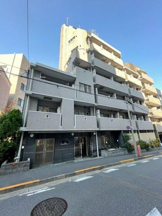 パークウェル市ヶ谷の外観