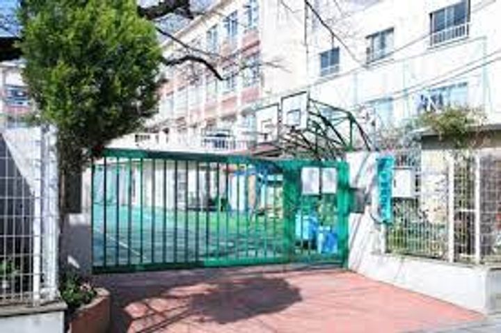 パークウェル市ヶ谷の周辺