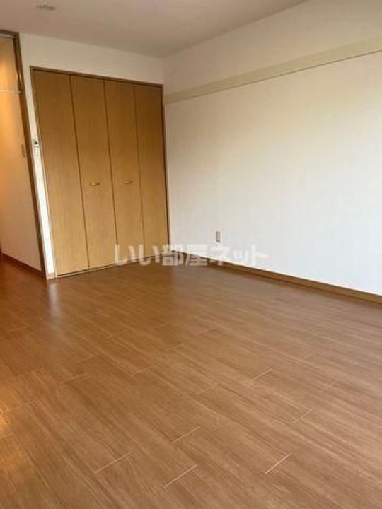 ロイヤルコート芳賀の内装