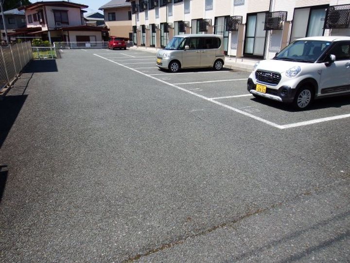 ティアラ松山の地図