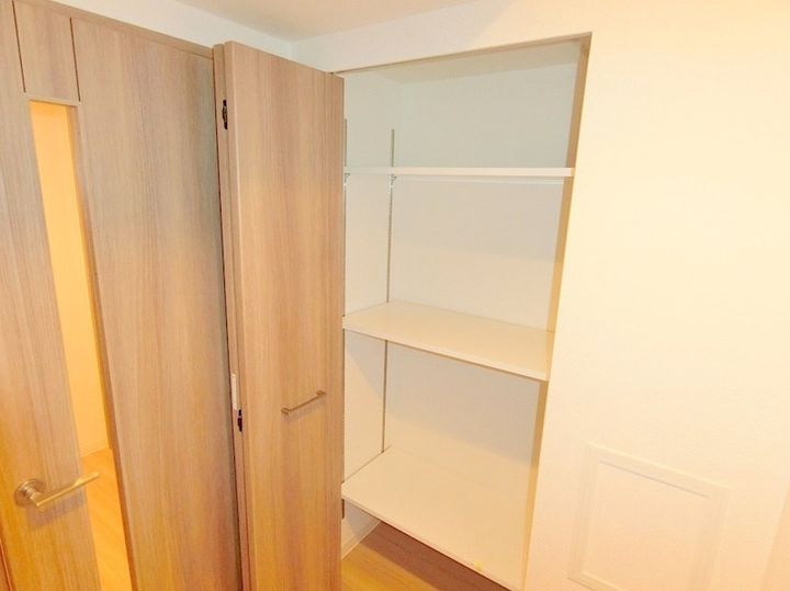 プレサンスタワー北浜の内装