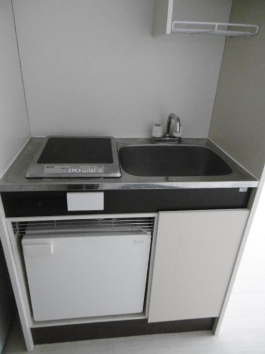 アクセルIIIのキッチン