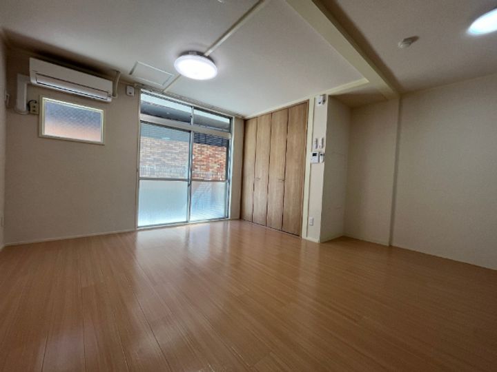 ビッグフィールドの居間