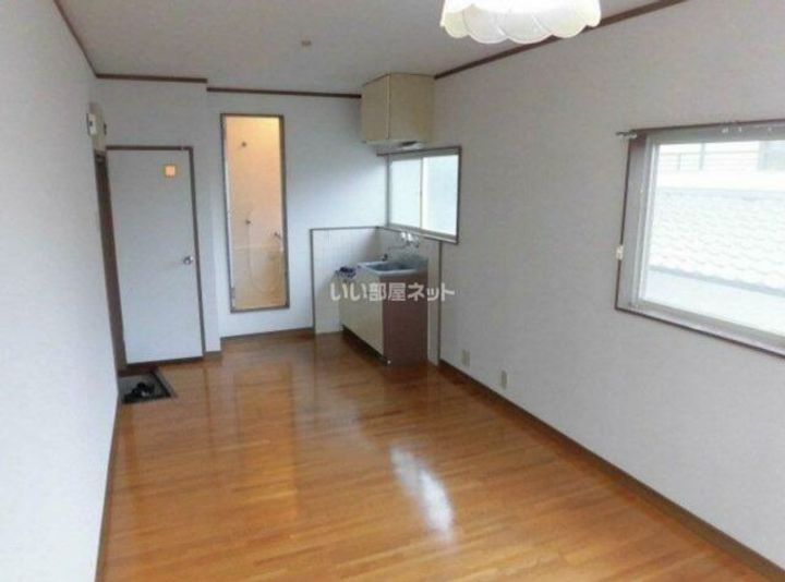 荘野ハイツの居間