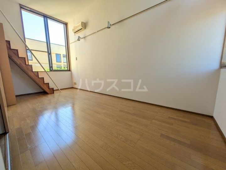 エヌパティオの居間