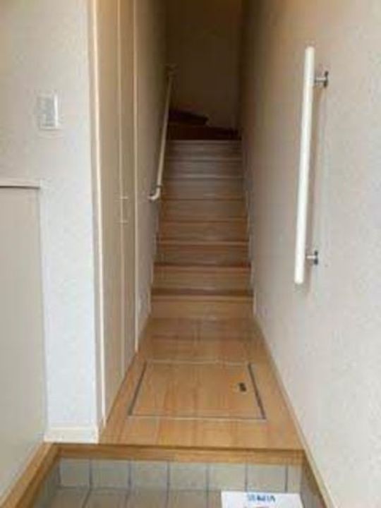 ヴィルヌーブA・Bの玄関