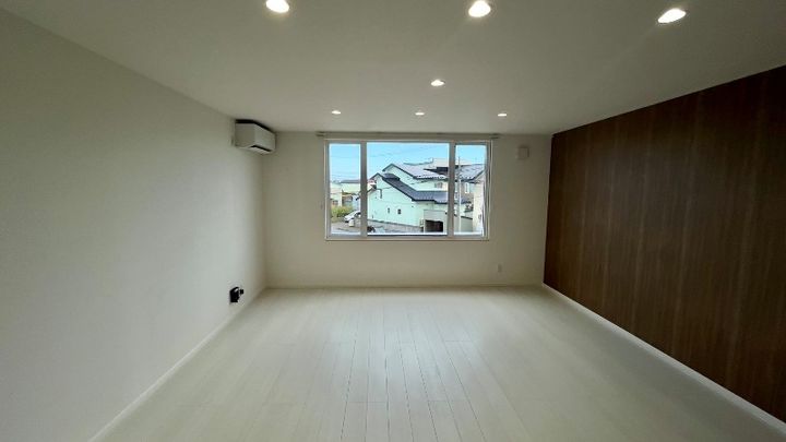 北海道厚岸郡厚岸町港町2(一戸建)の賃貸物件の居間