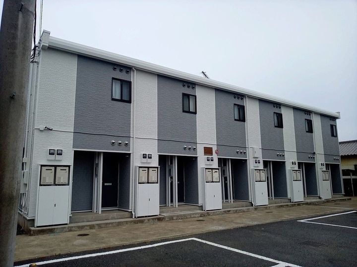 レオパレスコンファーレ神栖IIの外観