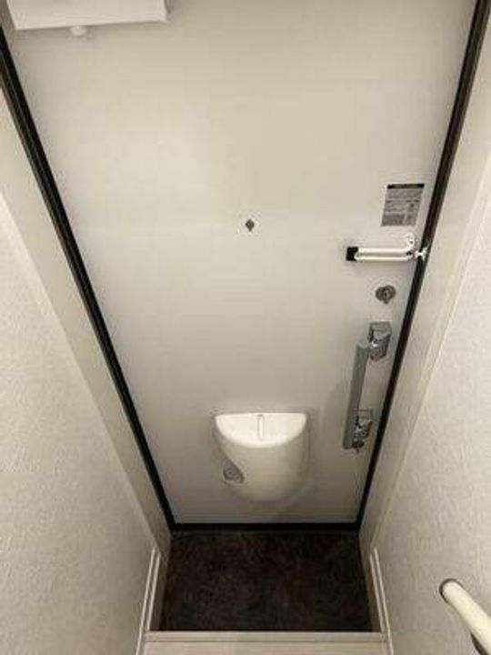 東京都大田区南蒲田2(アパート)の賃貸物件の玄関