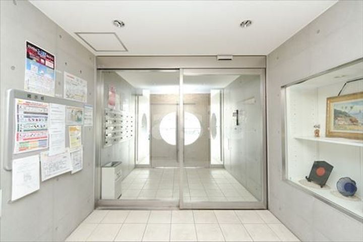 Nasic本八幡の地図