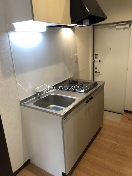 埼玉県春日部市八丁目(アパート)の賃貸物件のキッチン