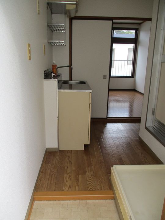東京都八王子市大塚(アパート)の賃貸物件の玄関
