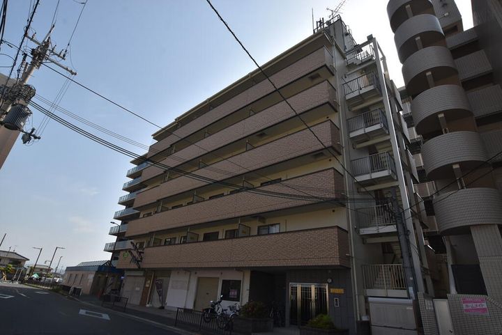 サンコークレアールの外観