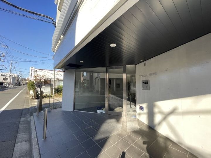 VILLA FIUMEの地図