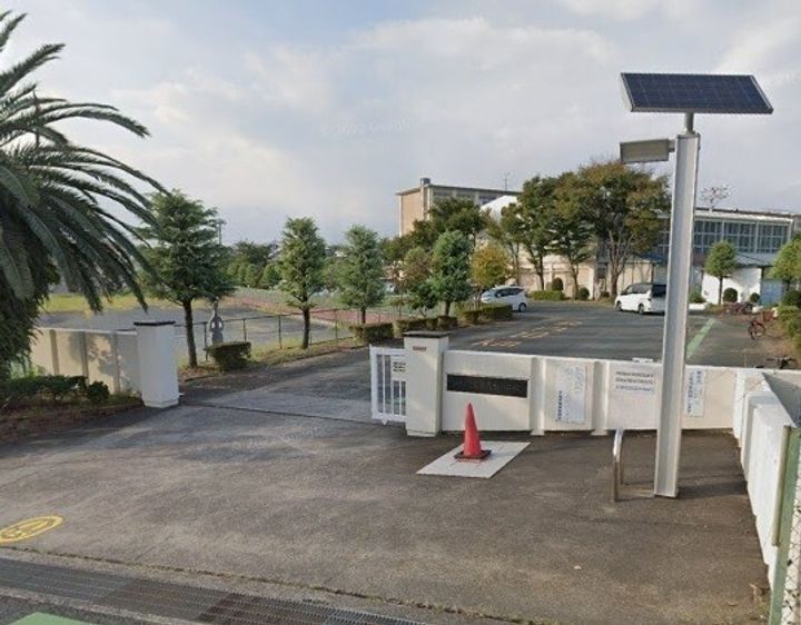 フォーブル栄の周辺