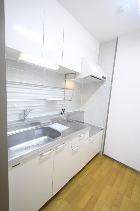 福岡県北九州市門司区高田1(マンション)の賃貸物件のキッチン