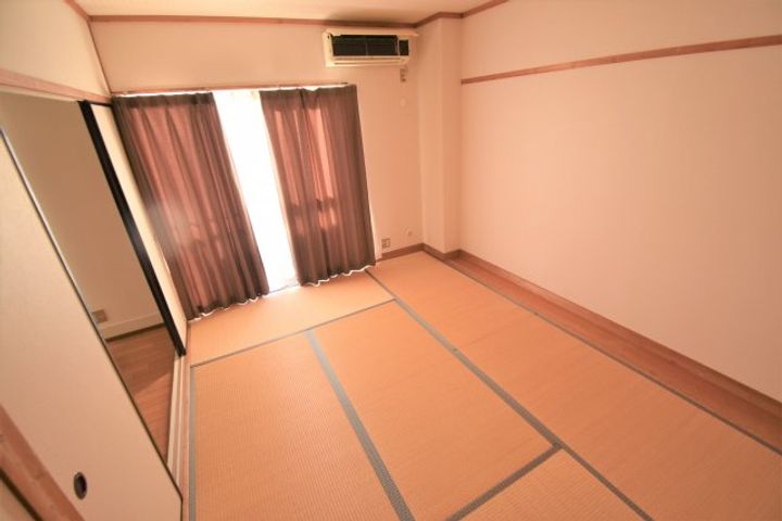 群馬県高崎市八幡町(アパート)の賃貸物件の居間